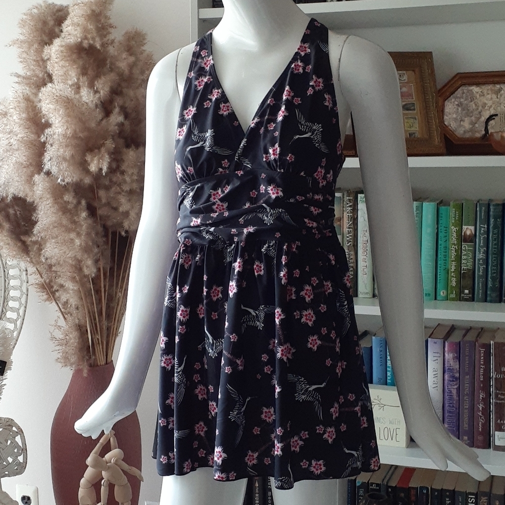 Swimming top crane floral slimming